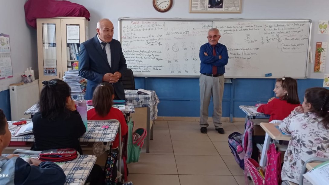 İlçe Milli Eğitim Müdürü Aydın BAHÇECİ Atatürk İlkokulunu Ziyaret Etti.